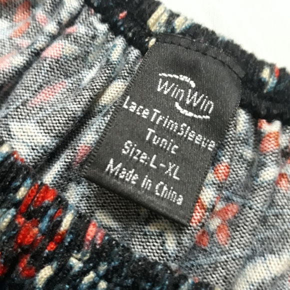 Win Win Tunic - Picture 4 of 10